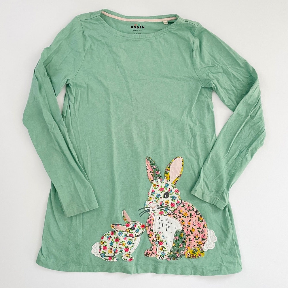 Boden tunic with quilted bunny appliqué